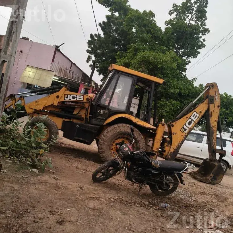 JCB 3DX Backhoe Loader 2012 Model - Construction Vehicles - Khambhat - Image 2