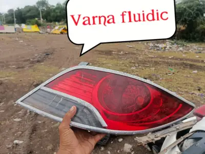 Badhi gadi yu ni light malse Badhi gadi yu ni light malse