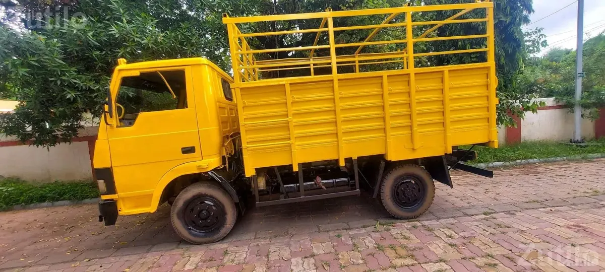 Tata LPT 407 2019 Goods Truck - ટ્રક અને લોરી - ગાંધીધામ - Image 3