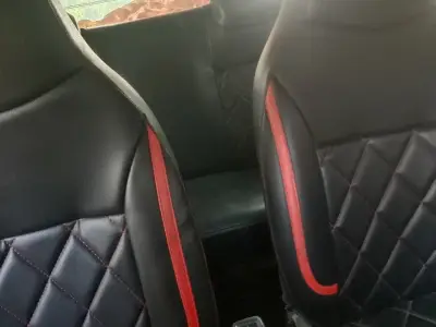 Maruti Eeco with Premium Black-Red Seats Maruti Eeco with Premium Black-Red Seats