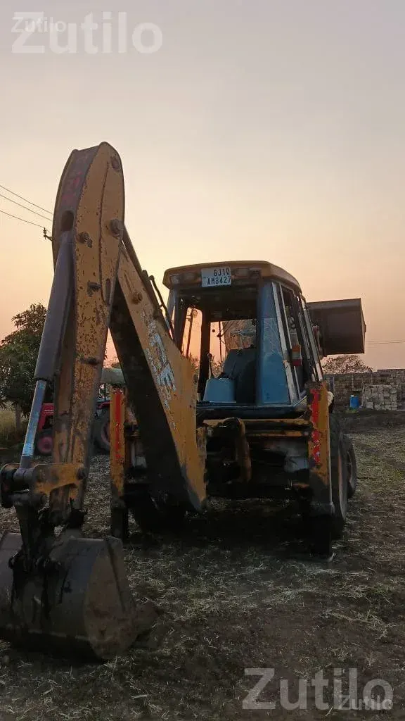 JCB 3DX Backhoe Loader 2011 Model - Construction Vehicles - Modhvada - Image 3