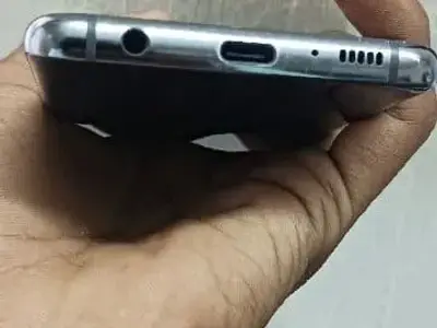 Samsung S10 128GB Android Smartphone Samsung S10 128GB Android Smartphone