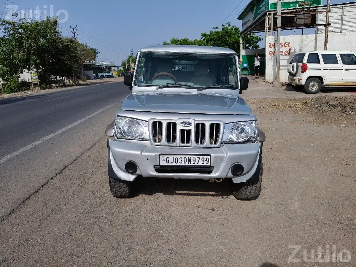 2011 Mahindra Bolero Camper Pickup - ટ્રક અને લોરી - જસદણ - Image 2