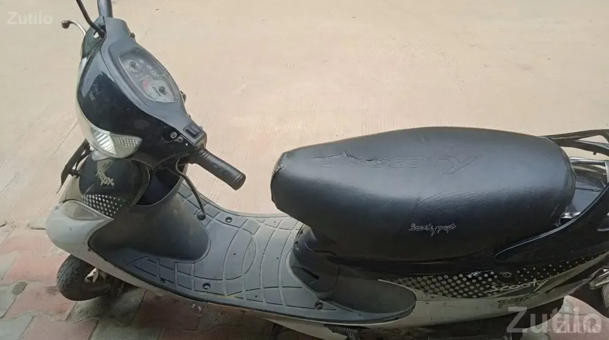 TVS Scooty Pep Silver Black Scooter - બાઇક્સ - અમદાવાદ શહેર - Image 4