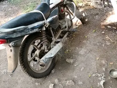 ગાડી વેચવાની છે