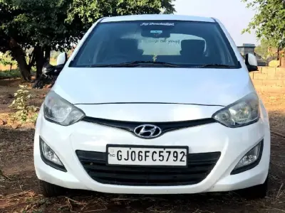 i20 SPORTZ 1.4 i20 SPORTZ 1.4