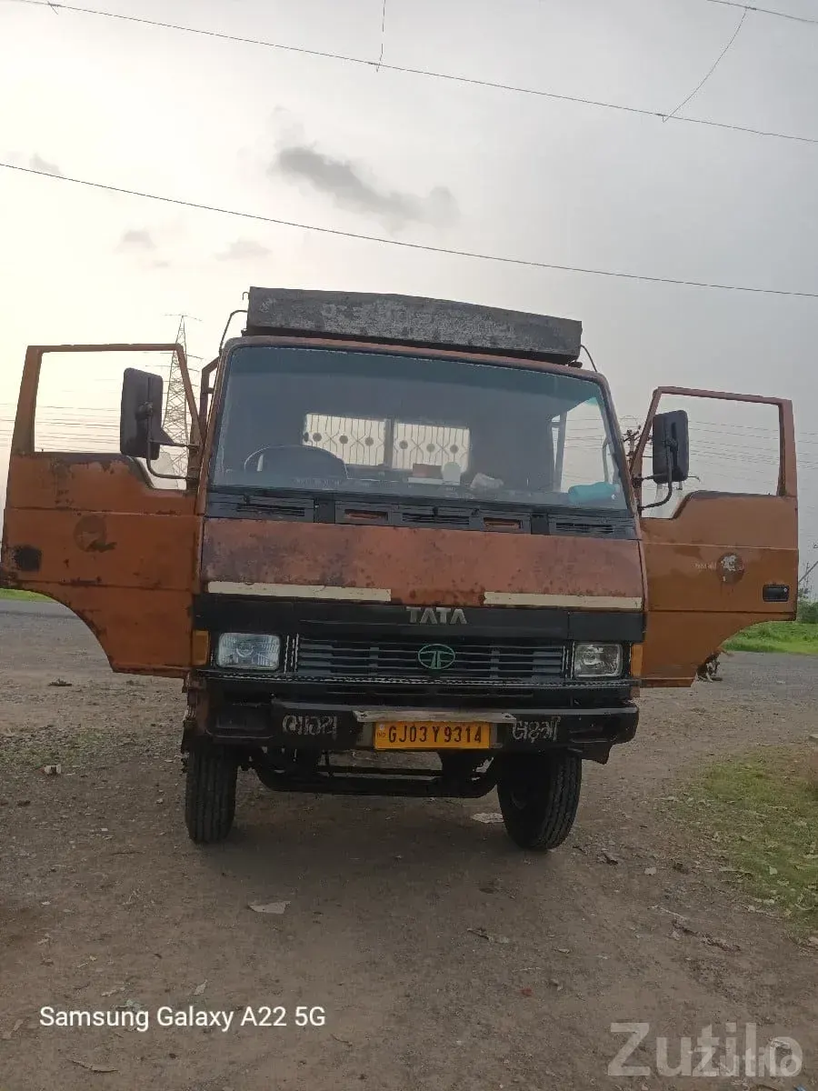 Tata 1109 Truck 2004 Model for Sale - Trucks & Lorries - Chhatar - Image 3