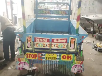 Jay Ambe 8.5 HP Cargo Rickshaw 2017