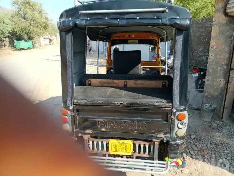 Piaggio Diesel Auto Rickshaw with New Hood - Auto Rickshaws - Junagadh City - Image 3