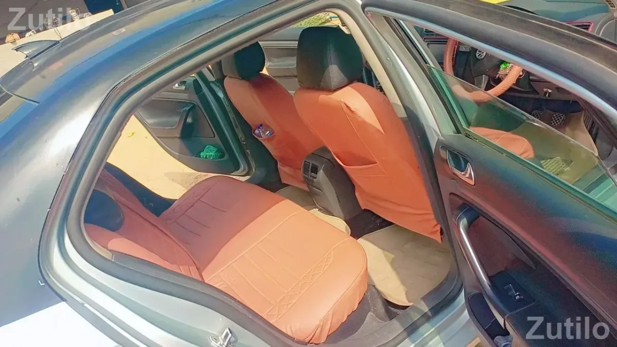 Volkswagen jetta - કાર - વડોદરા શહેર - Image 3