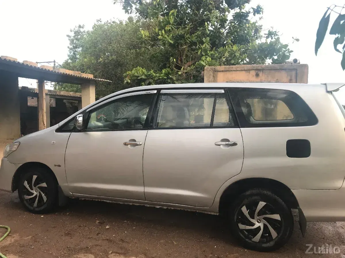 ઇનોવા ગાડી વેચવાની છે.. - કાર - ભાણવ - Image 2