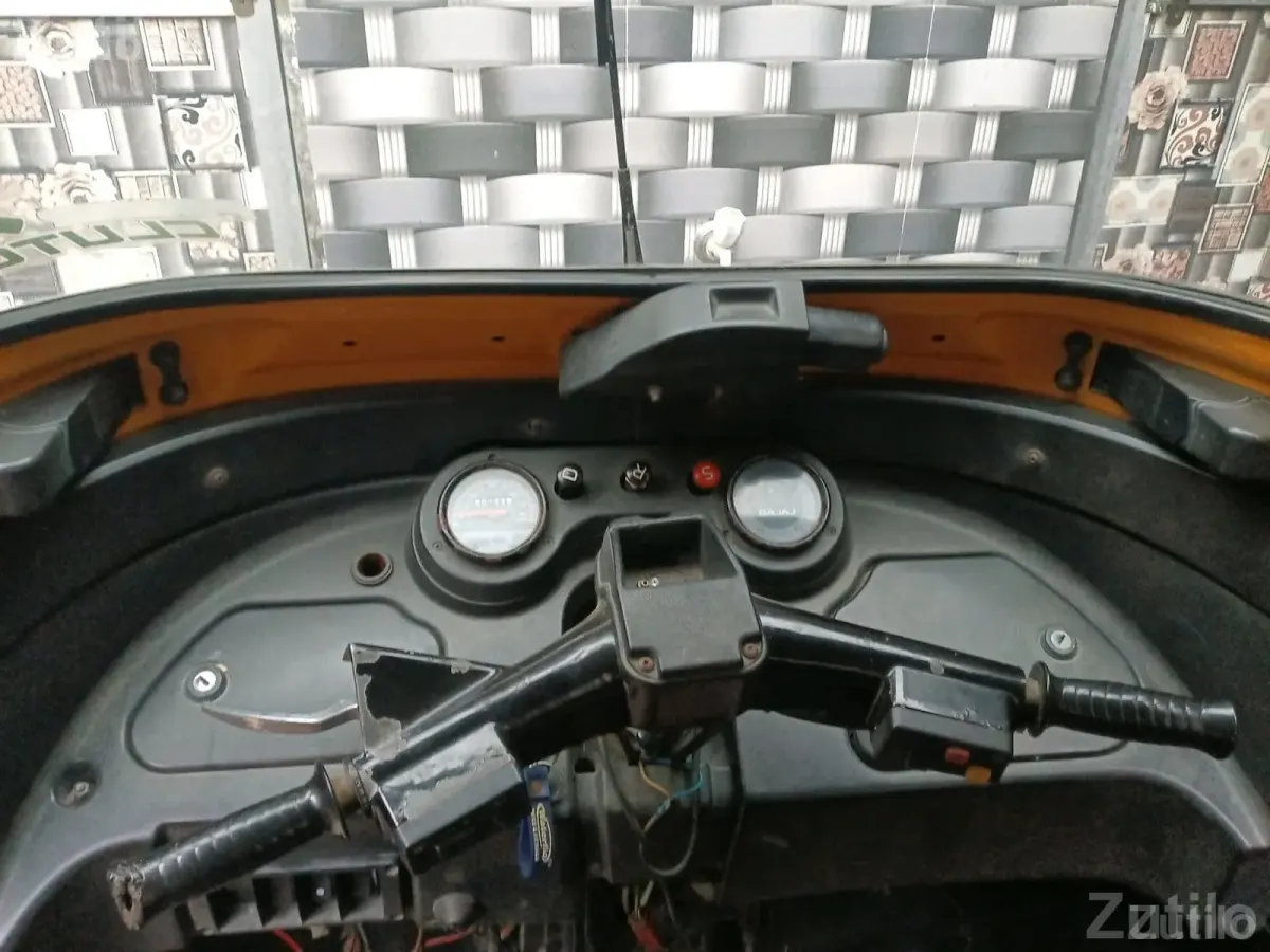 2017 Auto Rickshaw for Sale - ઓટો રિક્ષા - ભાવનગર શહેર - Image 5