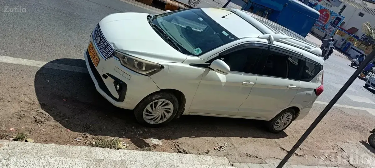 Maruti Ertiga VXI White MPV - કાર - અમદાવાદ શહેર - Image 3