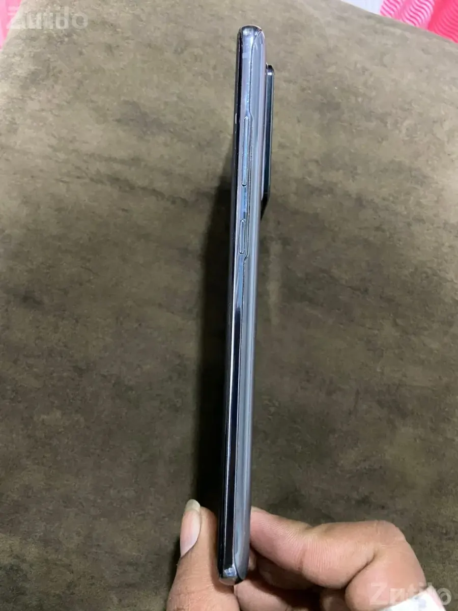 Samsung Galaxy S20 Ultra 5G Grey with Box - Mobile Phones - Surat City - Image 4