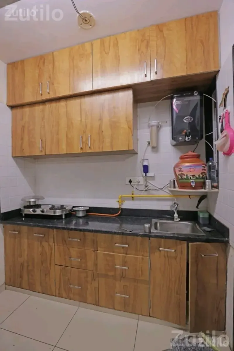 1 BHK Flat for Sale with Furnished Interior - ઘર વેચાણ માટે - રાજકોટ શહેર - Image 2