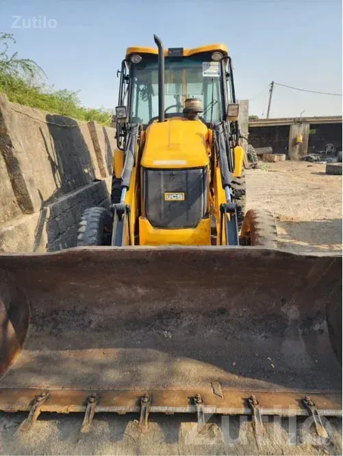 JCB 3DX Backhoe Loader 2019 Model - Construction Vehicles - Manavadar - Image 3