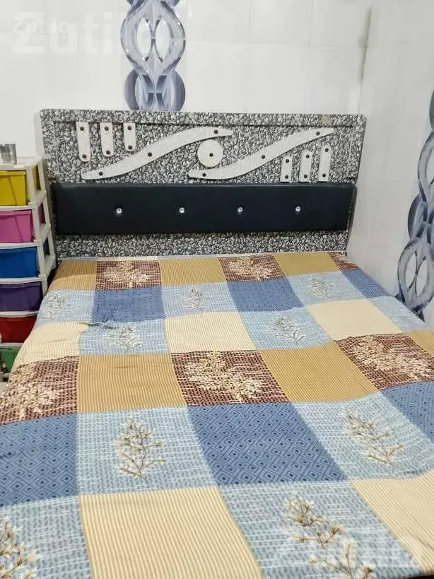 Wooden Cupboard in Good Condition with Mirror - વોર્ડરોબ, કબાટ અને સ્ટોરેજ - રાજકોટ શહેર - Image 2