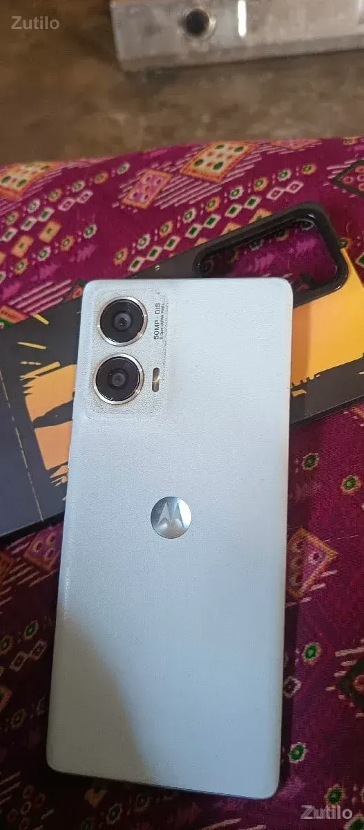 motorola 50 fusion - Mobile Phones - Somnath - Image 2