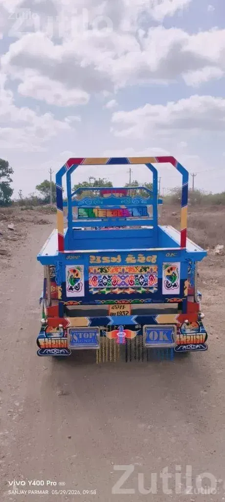 Colorful Cargo Auto Rickshaw with Open Loader - ઓટો રિક્ષા - માણાવદર - Image 5