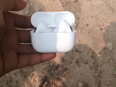 Wireless Bluetooth Earbuds with Charging Case Wireless Bluetooth Earbuds with Charging Case