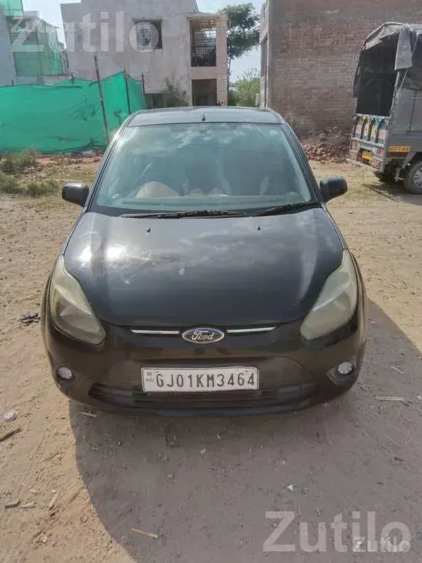 2011 Ford Figo Diesel Black Titanium - Cars - Sanand - Image 3