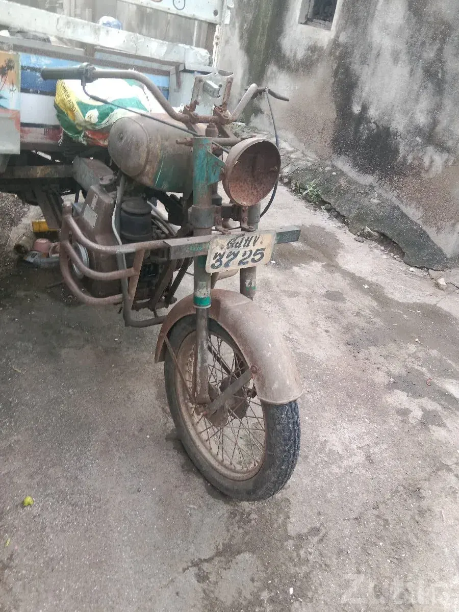 Used Cargo Auto Rickshaw for Sale - ઓટો રિક્ષા - કુટિયાણા - Image 2
