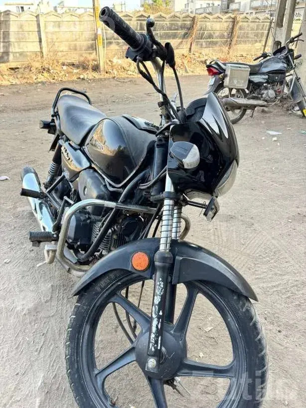 Honda Motorcycle 2022 Single Owner - બાઇક્સ - રાજકોટ શહેર - Image 4