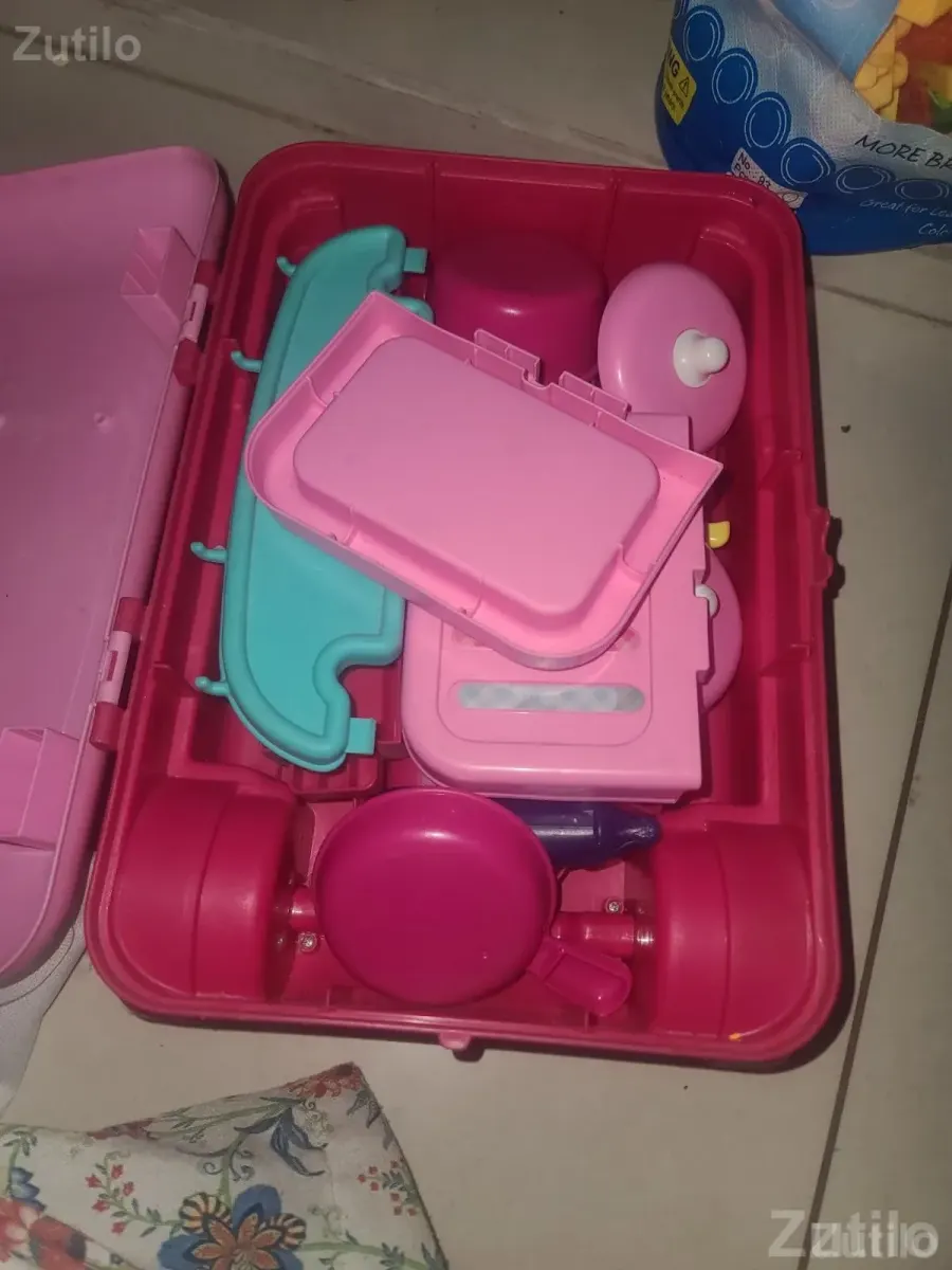 Beautiful pink kitchen set for girls - Toys - Vadodara City - Image 2