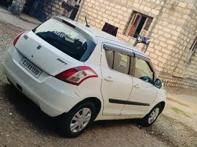 Maruti Suzuki Swift 2012 White Hatchback