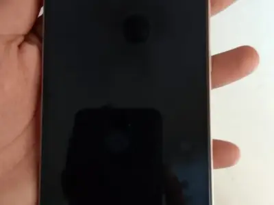 Vivo Y100 128GB Smartphone with Full Kit Vivo Y100 128GB Smartphone with Full Kit