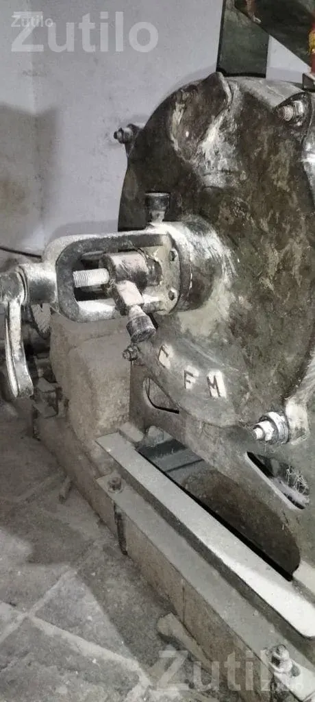 16 Inch Ghar Ghanti Flour Mill with Motor - Machinery - Surat City - Image 2