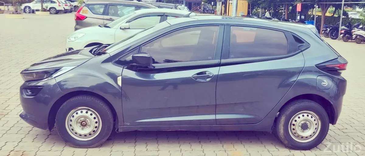 TATA altroz 2021 - Cars - Anand City - Image 5