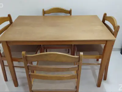 Dining table (wooden ) 4 chair