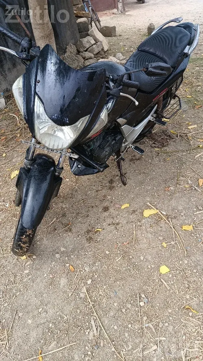 CBZ Xtreme 2012 Motorcycle in Running Condition - બાઇક્સ - પોરબંદર - Image 3
