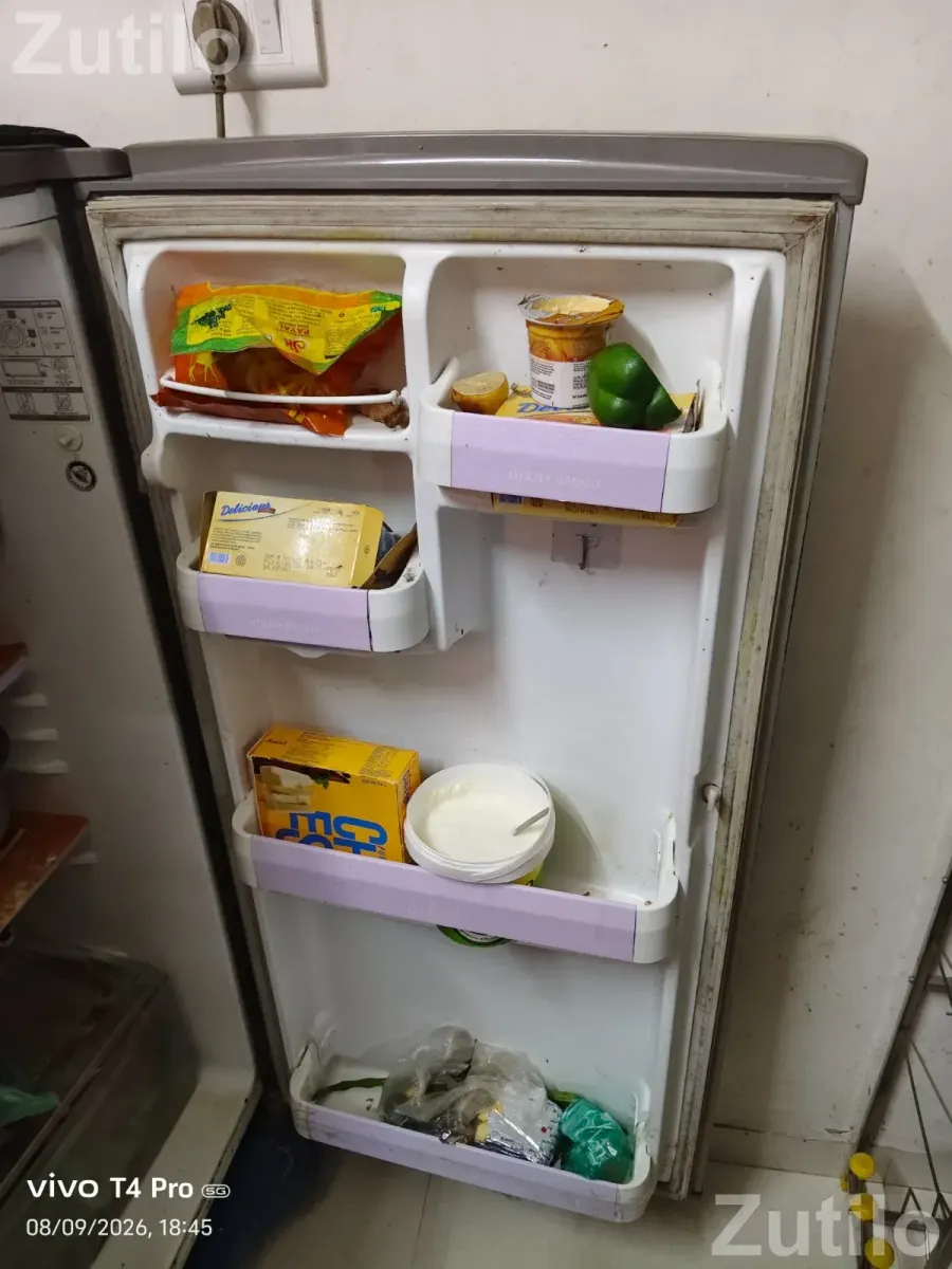 LG Refrigerator - Refrigerators - Ahmedabad City - Image 2