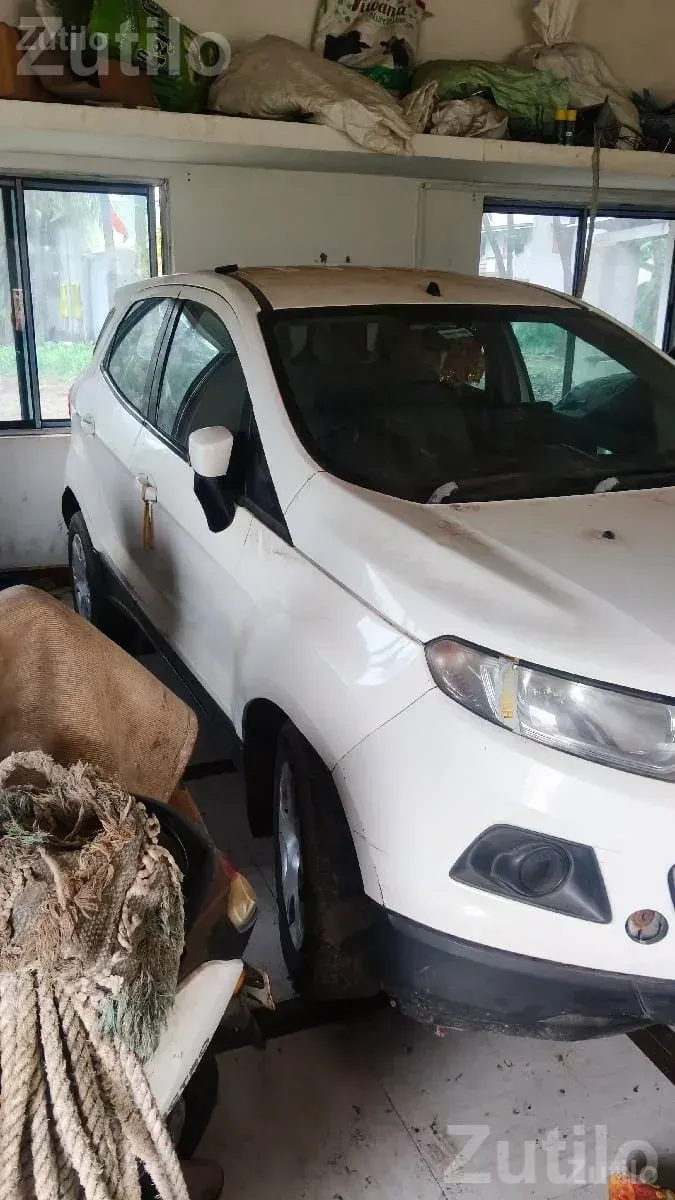 2015 Ford EcoSport White SUV for Sale - Cars - Junagadh City - Image 3