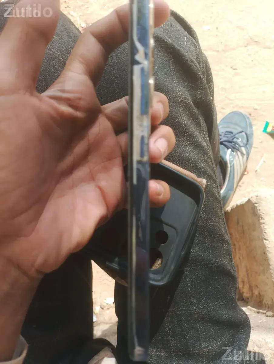Android Smartphone with Cracked Screen - મોબાઇલ ફોન - ડીસા - Image 3