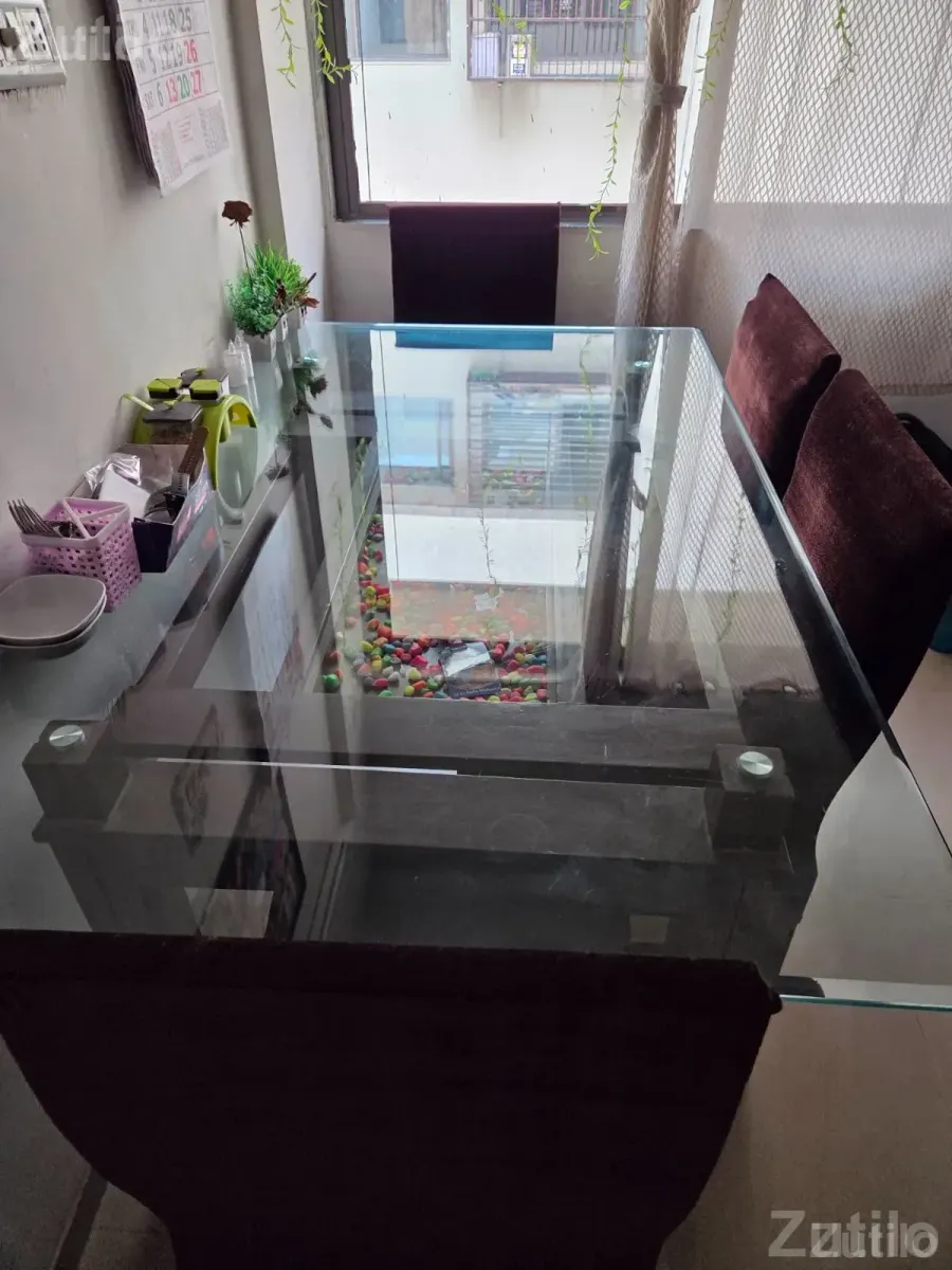 Dining table 6 seater - Dining Tables - Ahmedabad City - Image 3