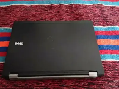 Dell Black Laptop in Good Condition Dell Black Laptop in Good Condition
