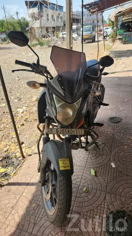 Honda CB Hornet 160R 2017 Bike - બાઇક્સ - સુરત શહેર - Image 4