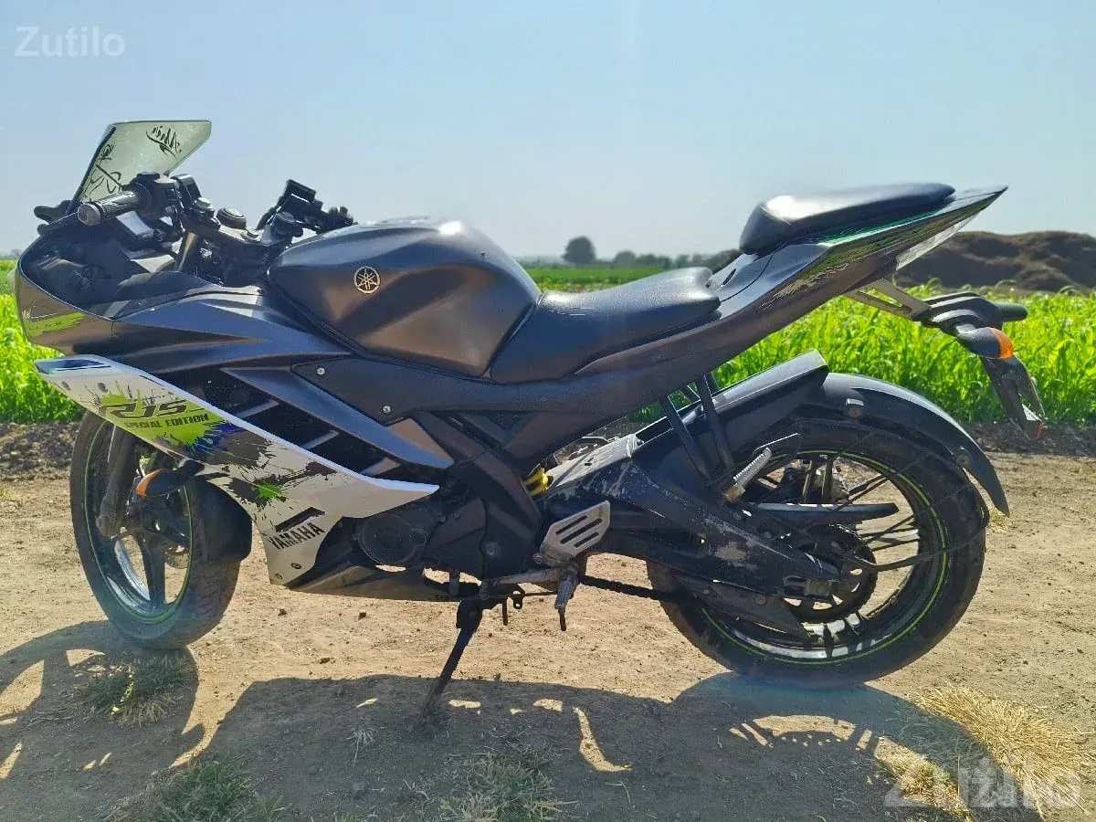 Used Yamaha R15 V2 2016 Bike for Sale - Bikes - Bhanvad - Image 2