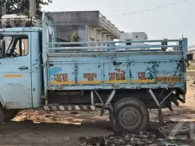 Tata 407 Truck Model 2000 Tata 407 Truck Model 2000
