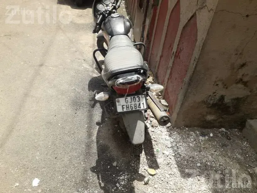 Honda Dream Yuga 2013 Self Start Bike - બાઇક્સ - પોરબંદર - Image 3