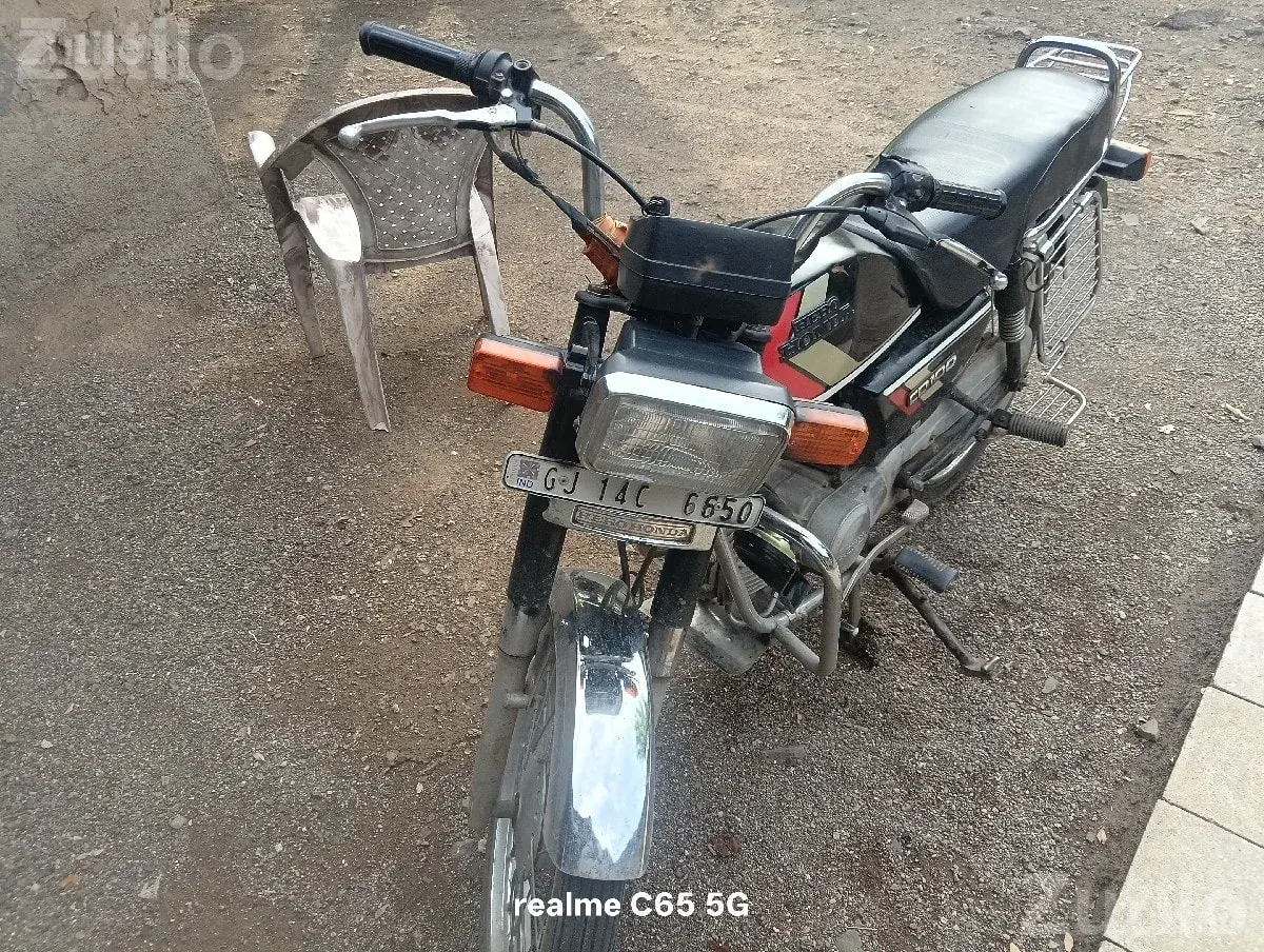 Hero Honda CD 100 2000 Model Bike - બાઇક્સ - અમરેલી - Image 2