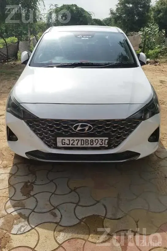 Hyundai Verna Diesel 2020 - કાર - પાલનપુર - Image 2