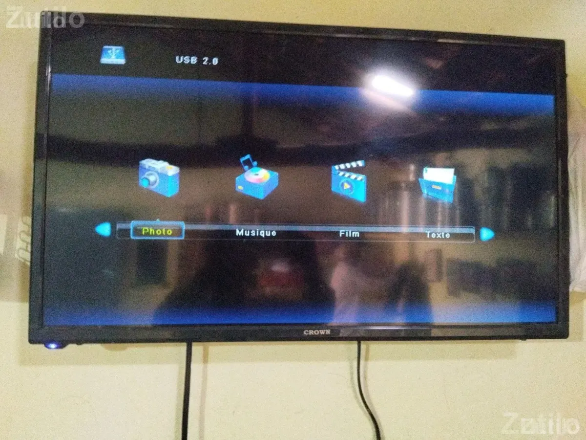 Crown LED TV in Working Condition - ટીવી - પાલનપુર - Image 3