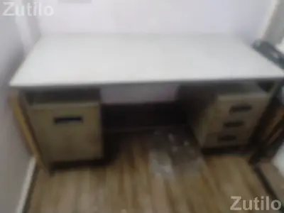 Table size 5 foot X 2.25 Foot