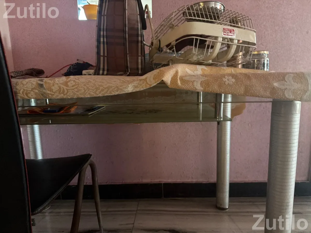 Dining table - ડાઇનિંગ ટેબલ અને સેટ - અમદાવાદ શહેર - Image 3