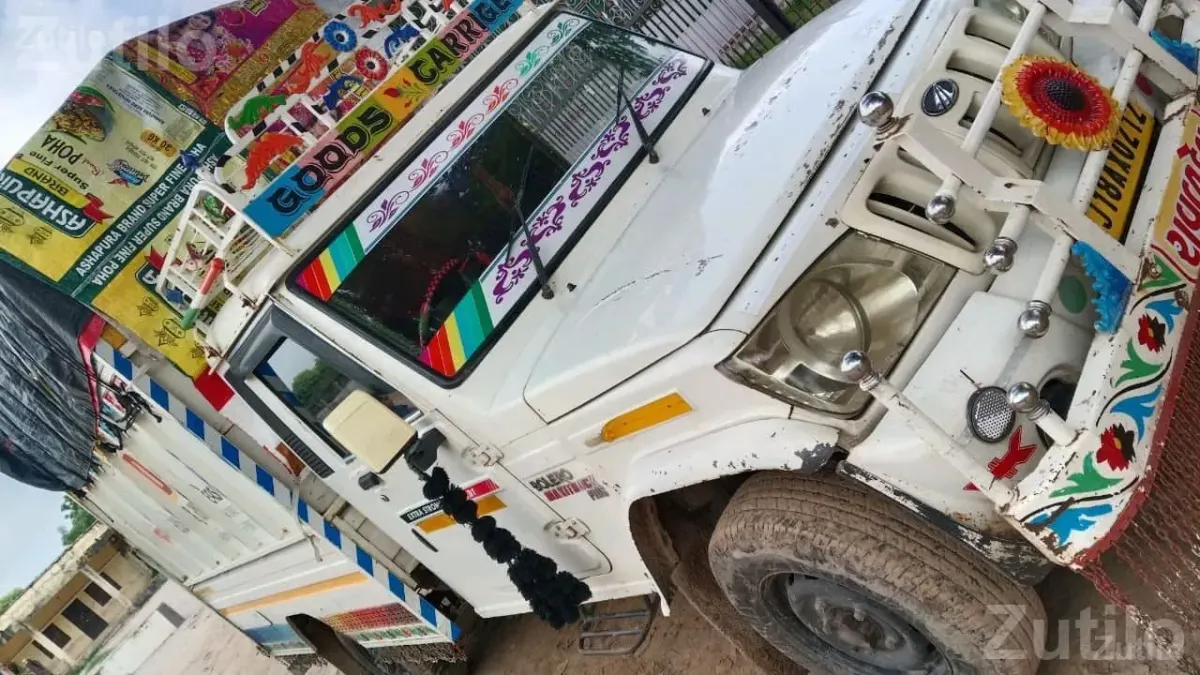 Mahindra Bolero Pickup Goods Carrier - ટ્રક અને લોરી - વિજાપુર - Image 3