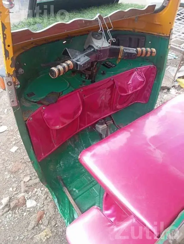 2010 CNG Auto Rickshaw - Auto Rickshaws - Jasdan - Image 2